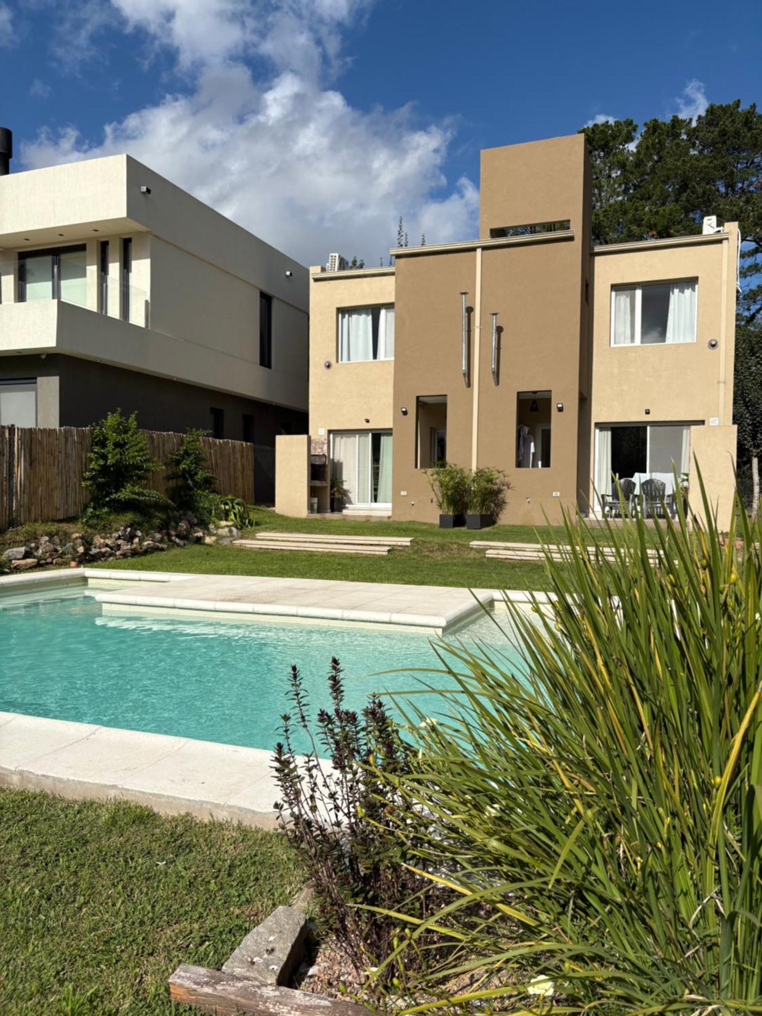 Flores Del Cerro Apartment